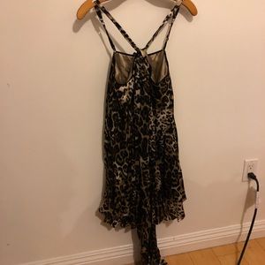 Bebe leopard-print flowy silk dress